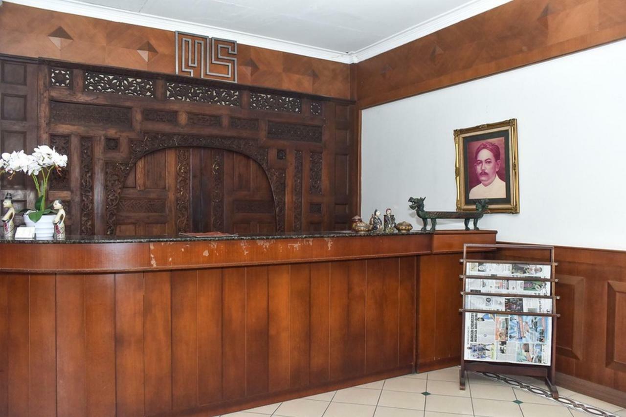 Reddoorz Near Kampung Warna Warni Ξενοδοχείο Μαλάνγκ Εξωτερικό φωτογραφία