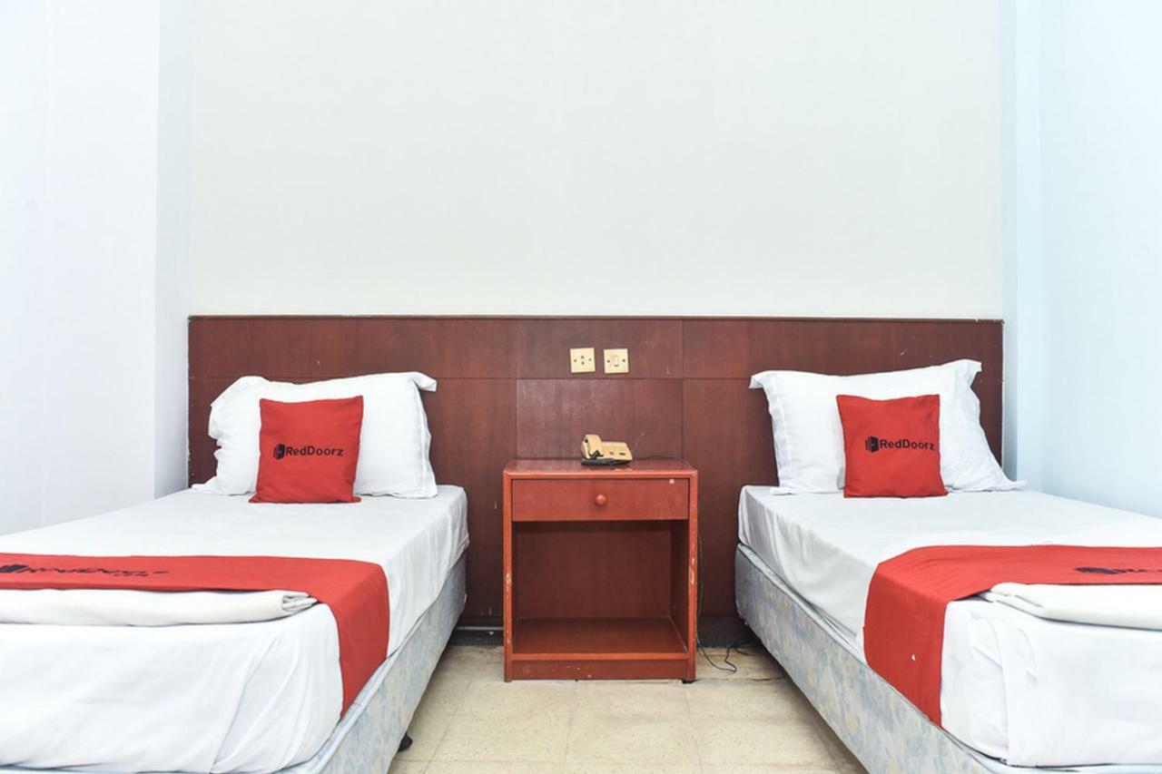 Reddoorz Near Kampung Warna Warni Ξενοδοχείο Μαλάνγκ Εξωτερικό φωτογραφία