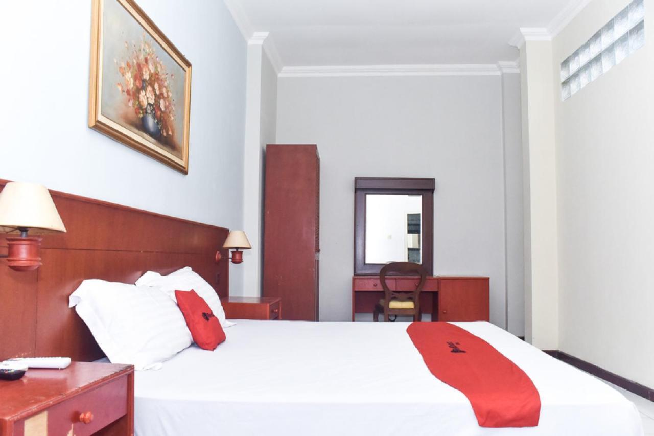 Reddoorz Near Kampung Warna Warni Ξενοδοχείο Μαλάνγκ Εξωτερικό φωτογραφία