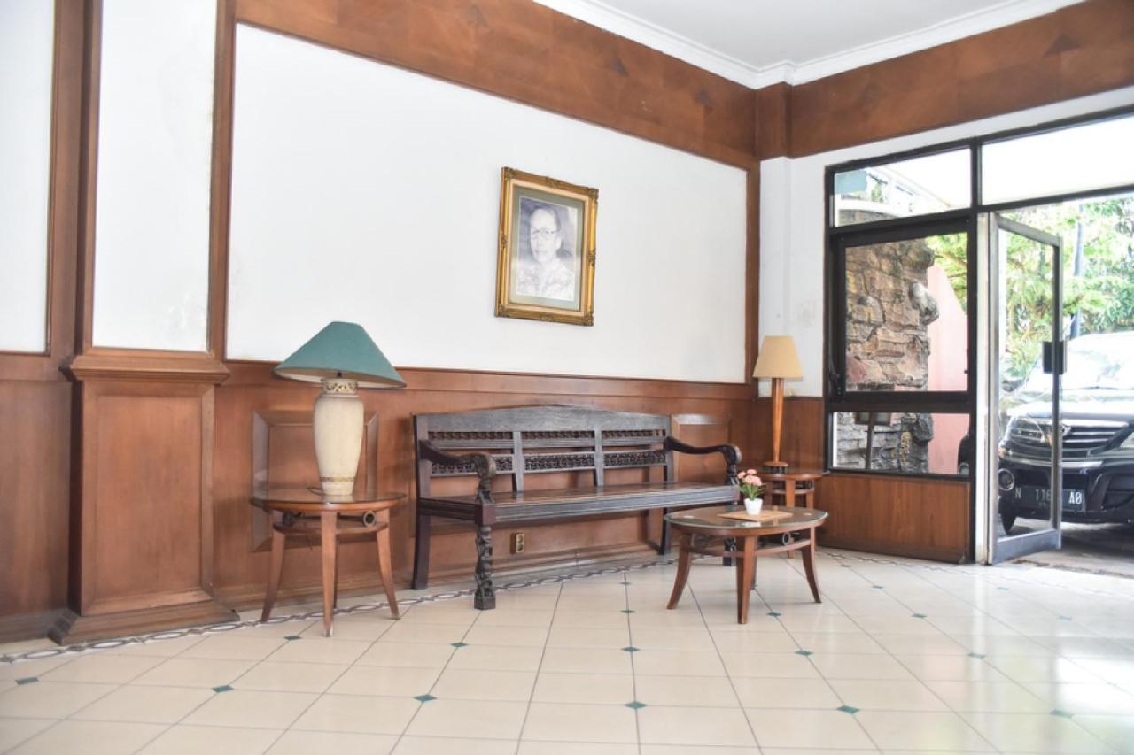 Reddoorz Near Kampung Warna Warni Ξενοδοχείο Μαλάνγκ Εξωτερικό φωτογραφία